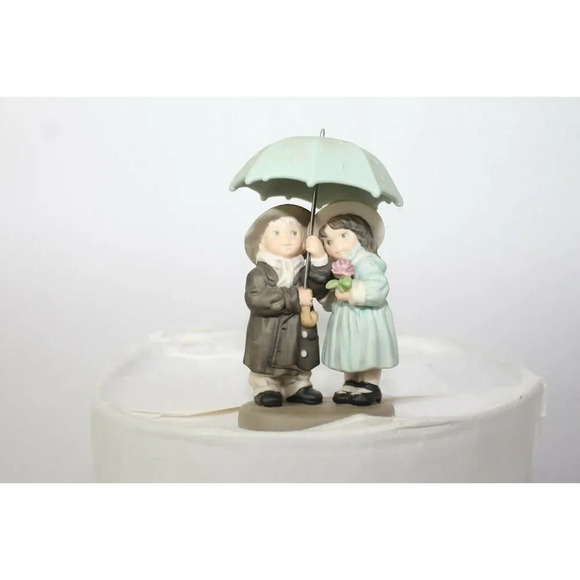 Enesco Love Weathers All Storms Rare 2000, - Picture 1 of 3